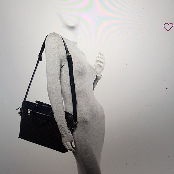 Authentic Louis Vuitton Macassar Porte-Documents Jour Bag - Picture 2 of 8